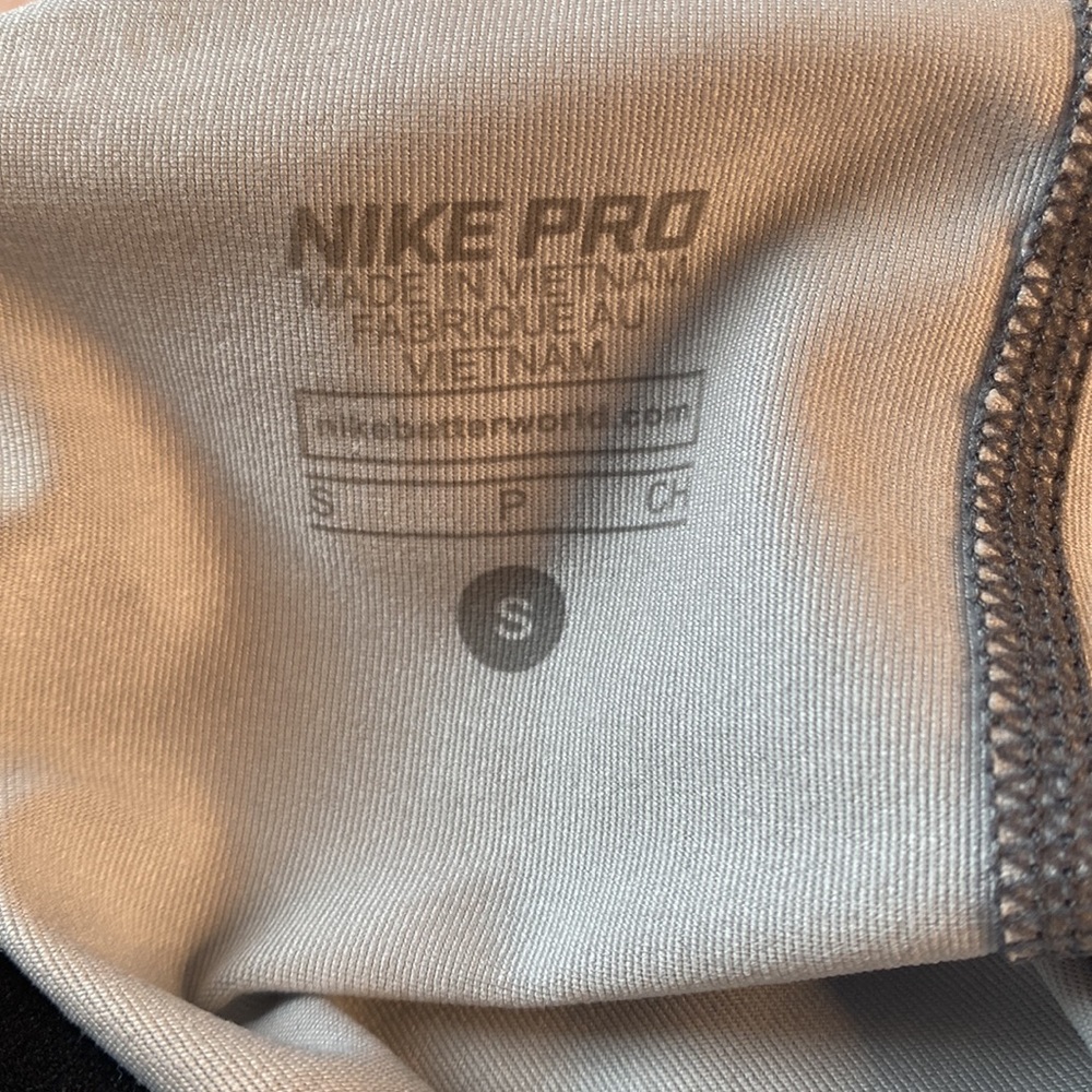 🎉HP🎉 Nike Pro Women Activewear cycling yoga cropped legging pants - Picture 7 of 7